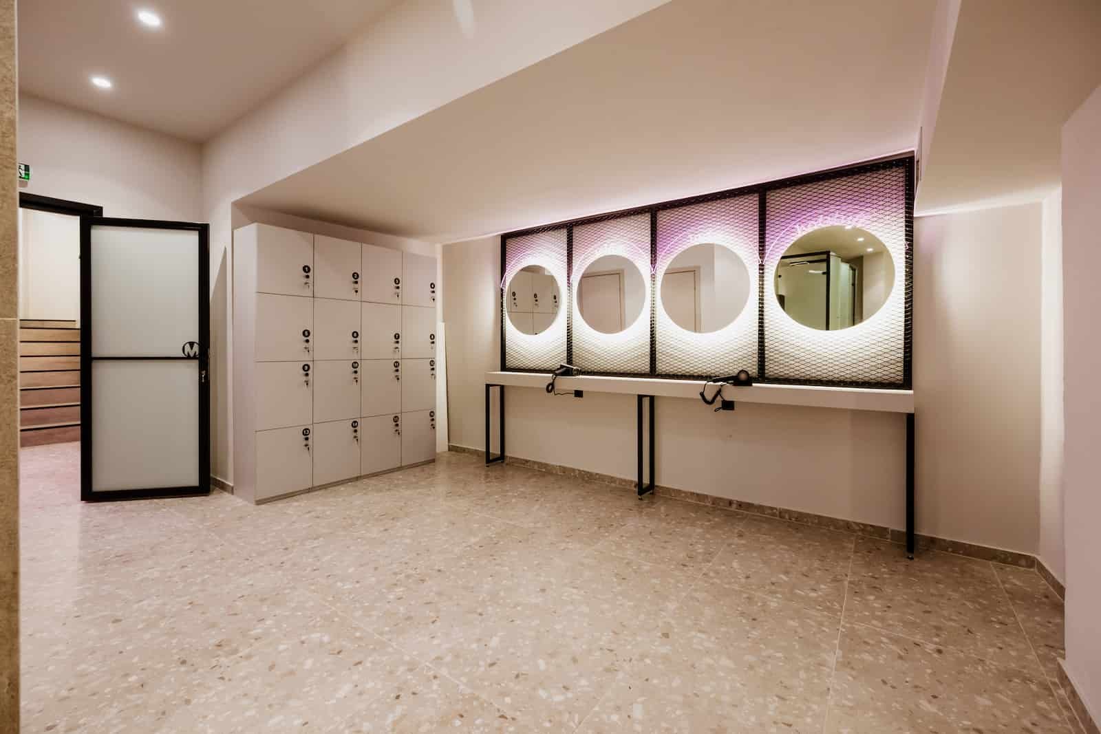 MAD GYM Boutique Full Concept