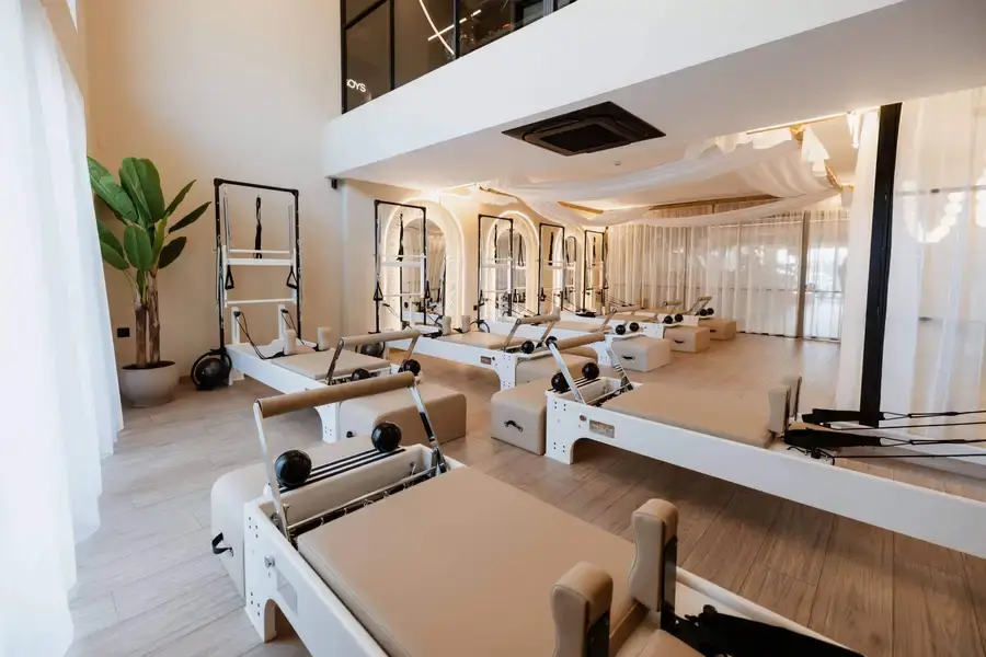 MAD GYM Boutique Thermi